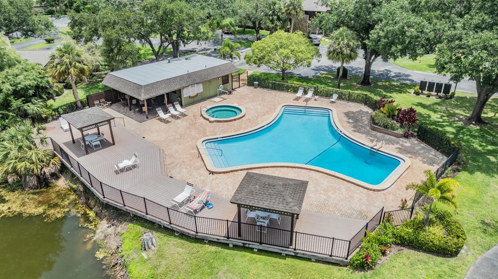 PONDS OF TARPON WOODS THE CONDO - Residential