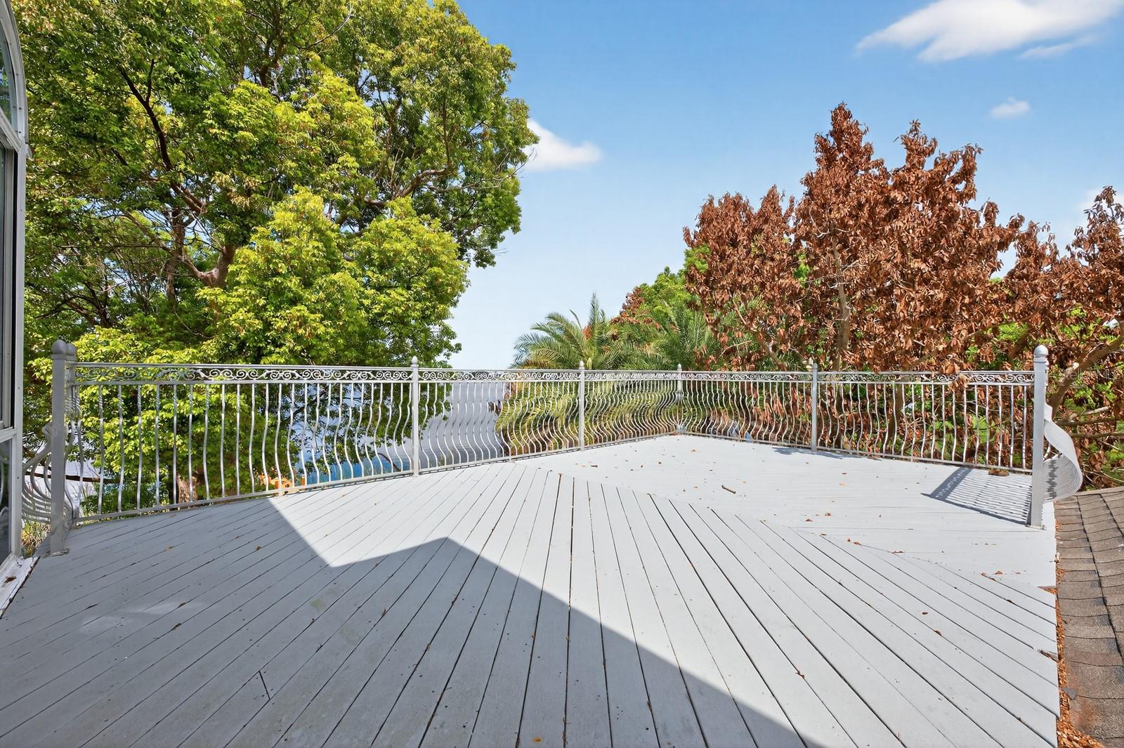 BAY ISLE 48 17 - Residential