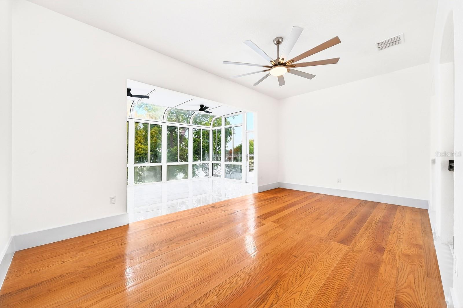 BAY ISLE 48 17 - Residential