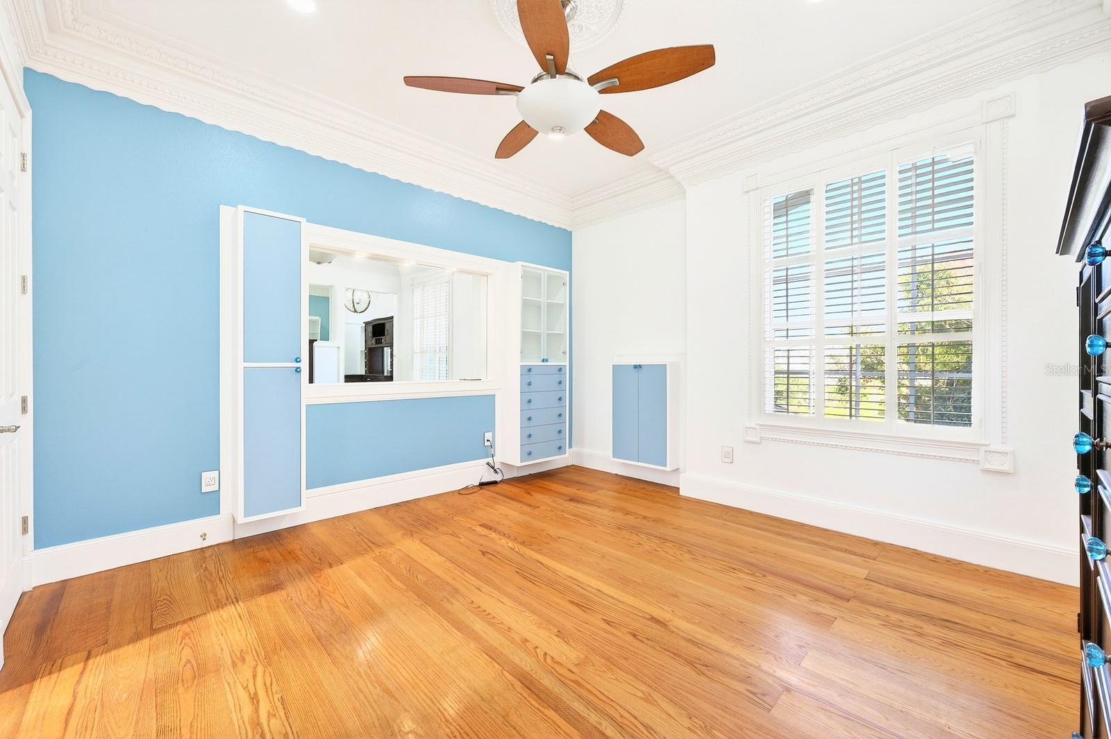 BAY ISLE 48 17 - Residential