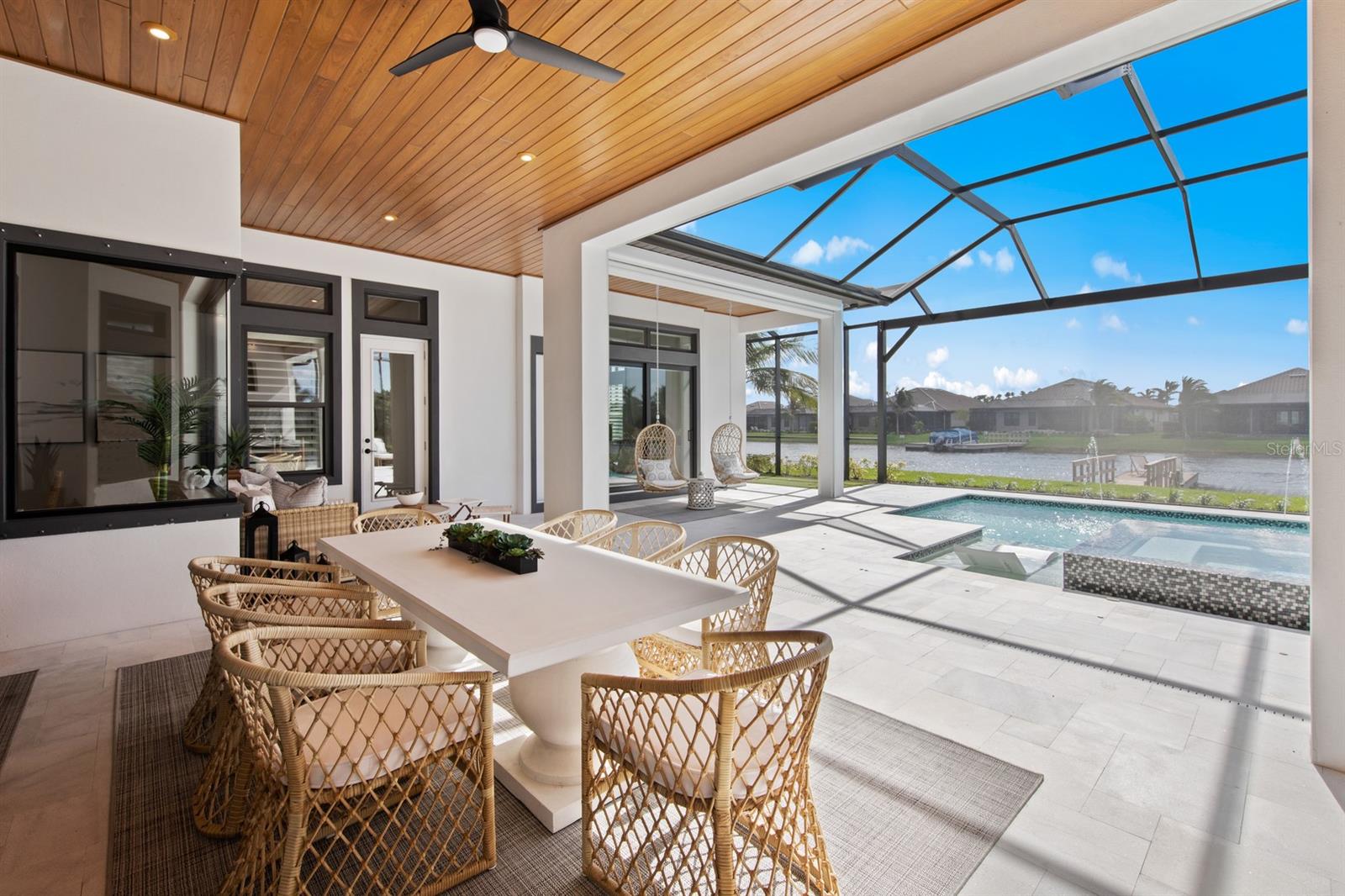 ESPLANADE LAKE CLUB PH 1 - Residential