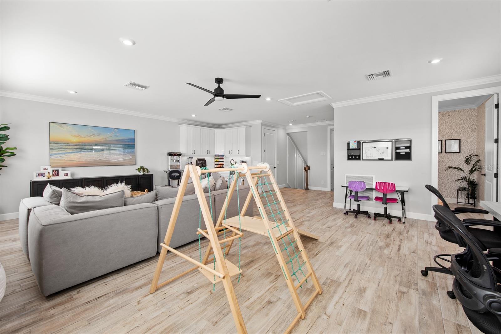 ESPLANADE LAKE CLUB PH 1 - Residential