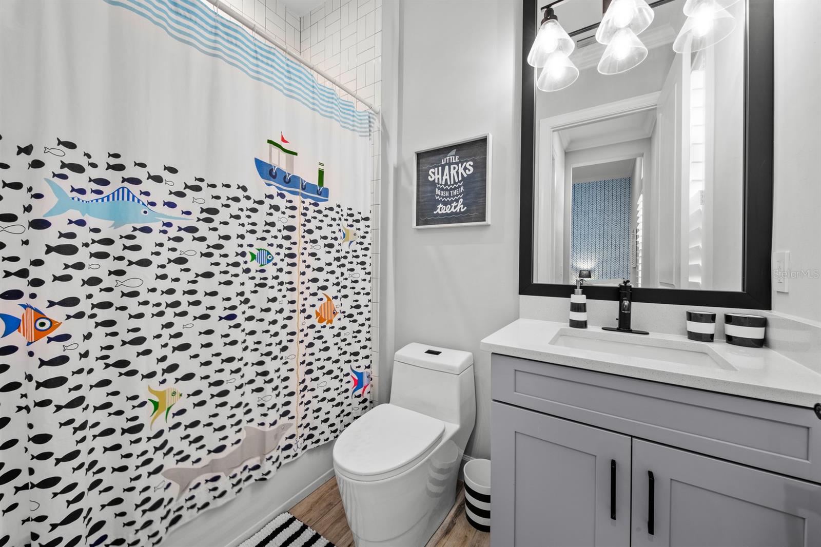 ESPLANADE LAKE CLUB PH 1 - Residential