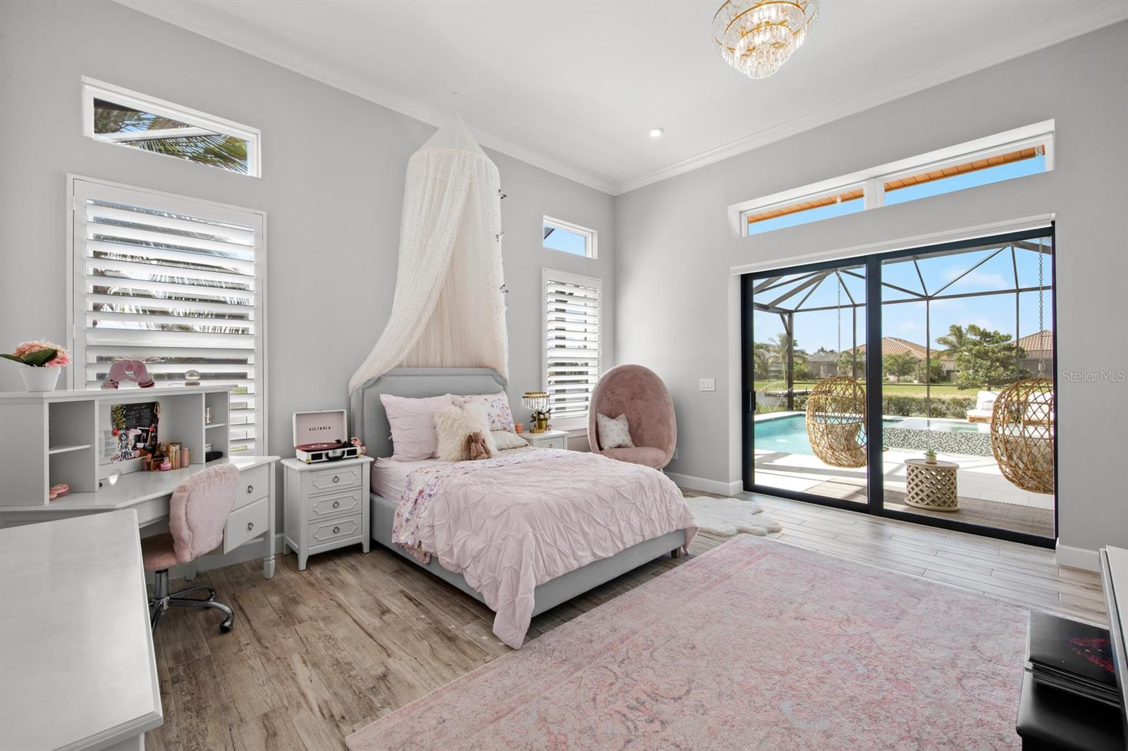 ESPLANADE LAKE CLUB PH 1 - Residential