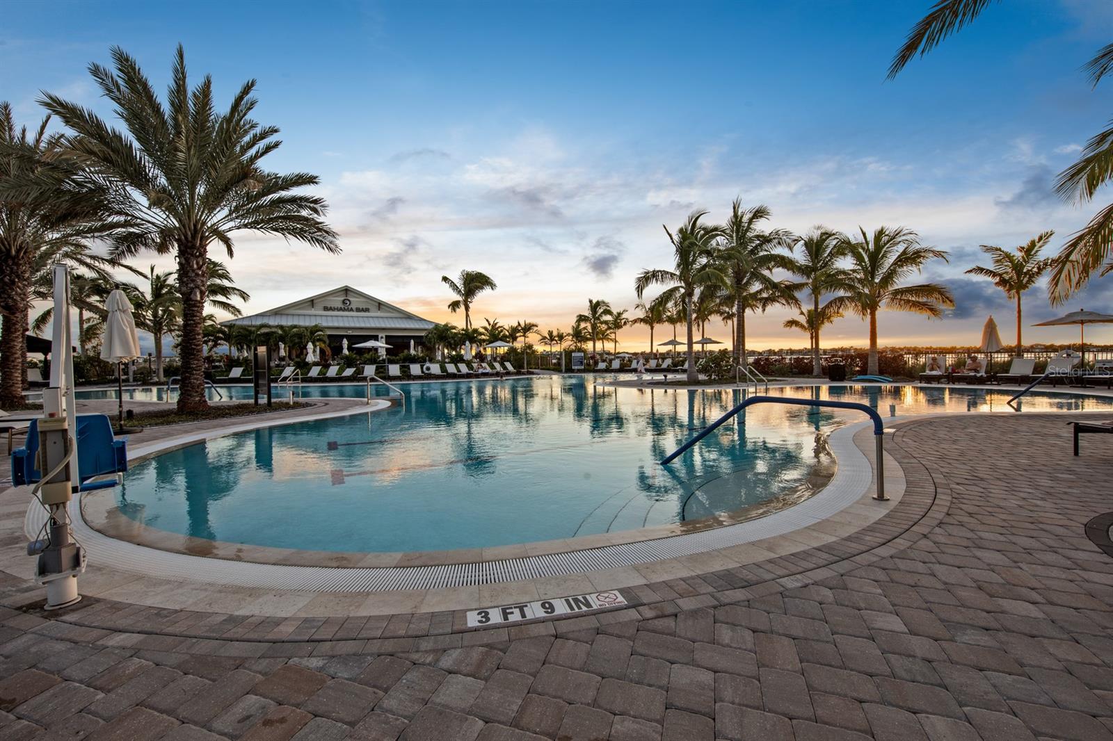 ESPLANADE LAKE CLUB PH 1 - Residential