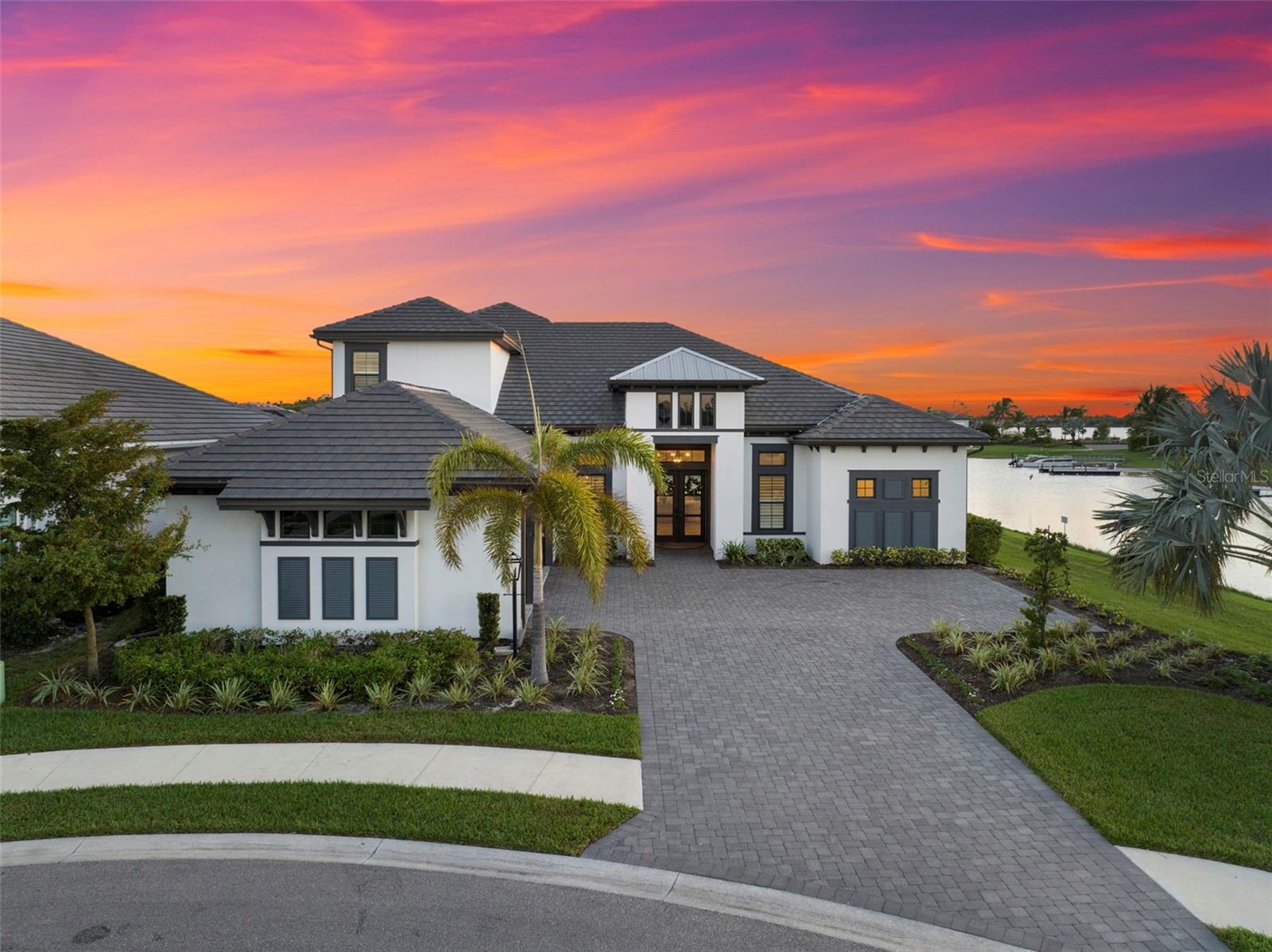 ESPLANADE LAKE CLUB PH 1 - Residential