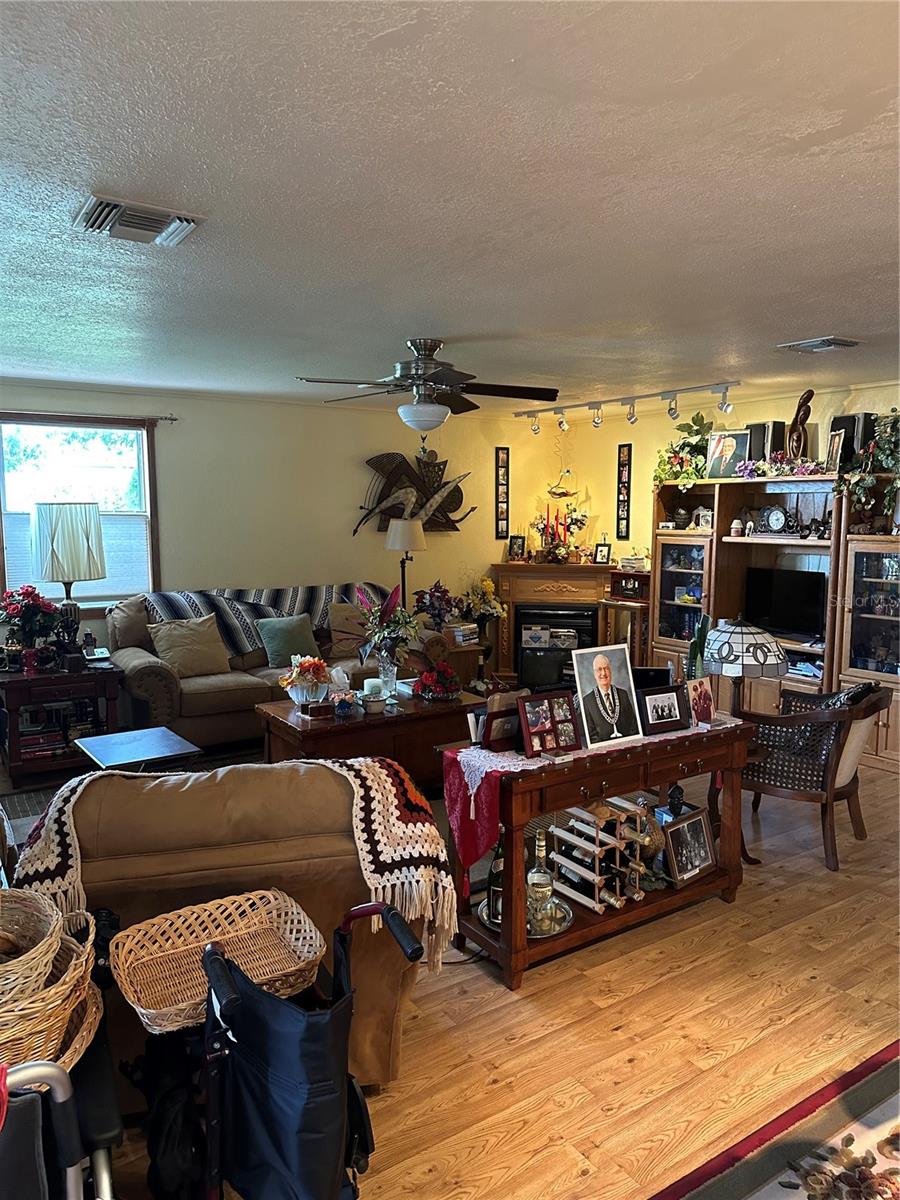 PARK HILL SUB - Residential