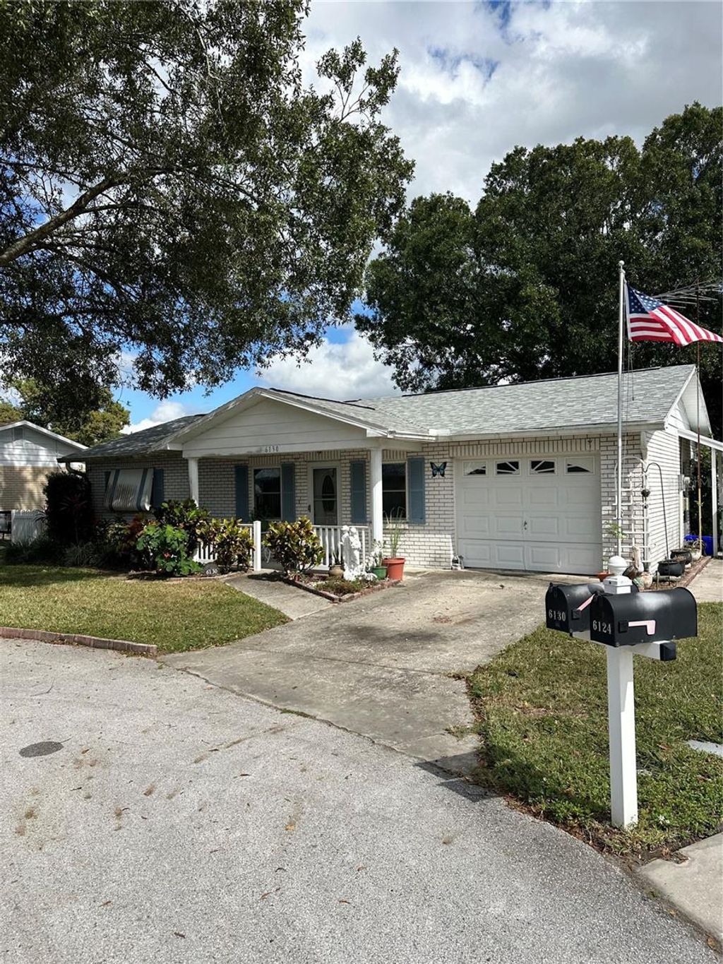 Photo of 6130 17th Street, Zephyrhills, FL 33542 (MLS # TB8440976)