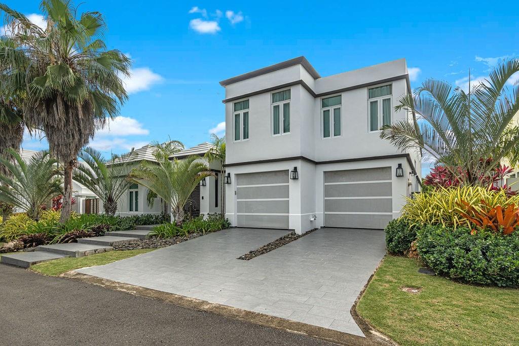 PASEO LAS PALMAS - Residential