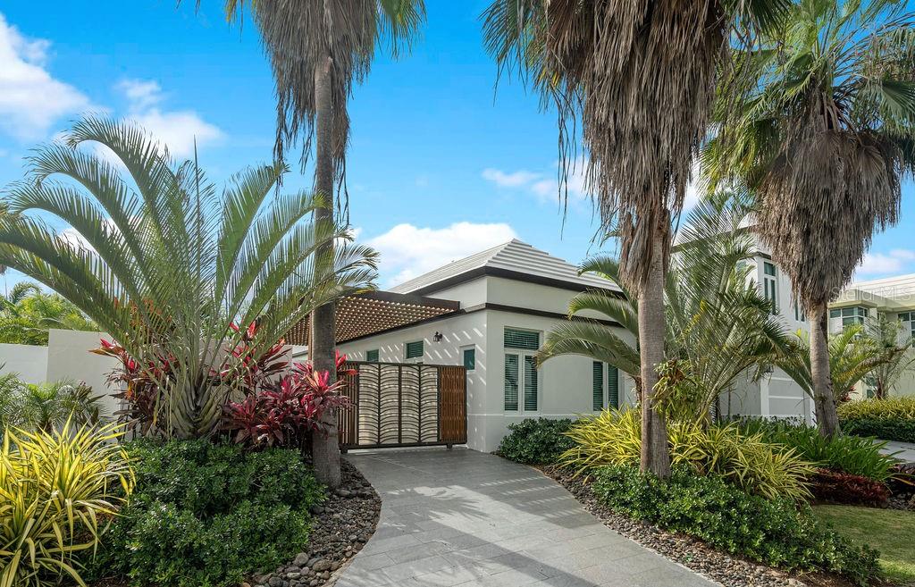 PASEO LAS PALMAS - Residential