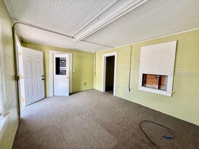 323 N DELAWARE AVENUE 1