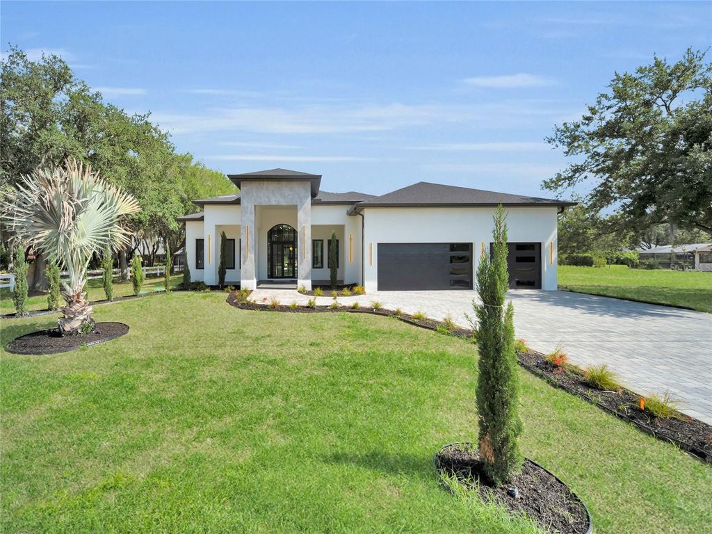 Photo of 11241 Oswalt Road, Clermont, FL 34711 (MLS # S5148795)