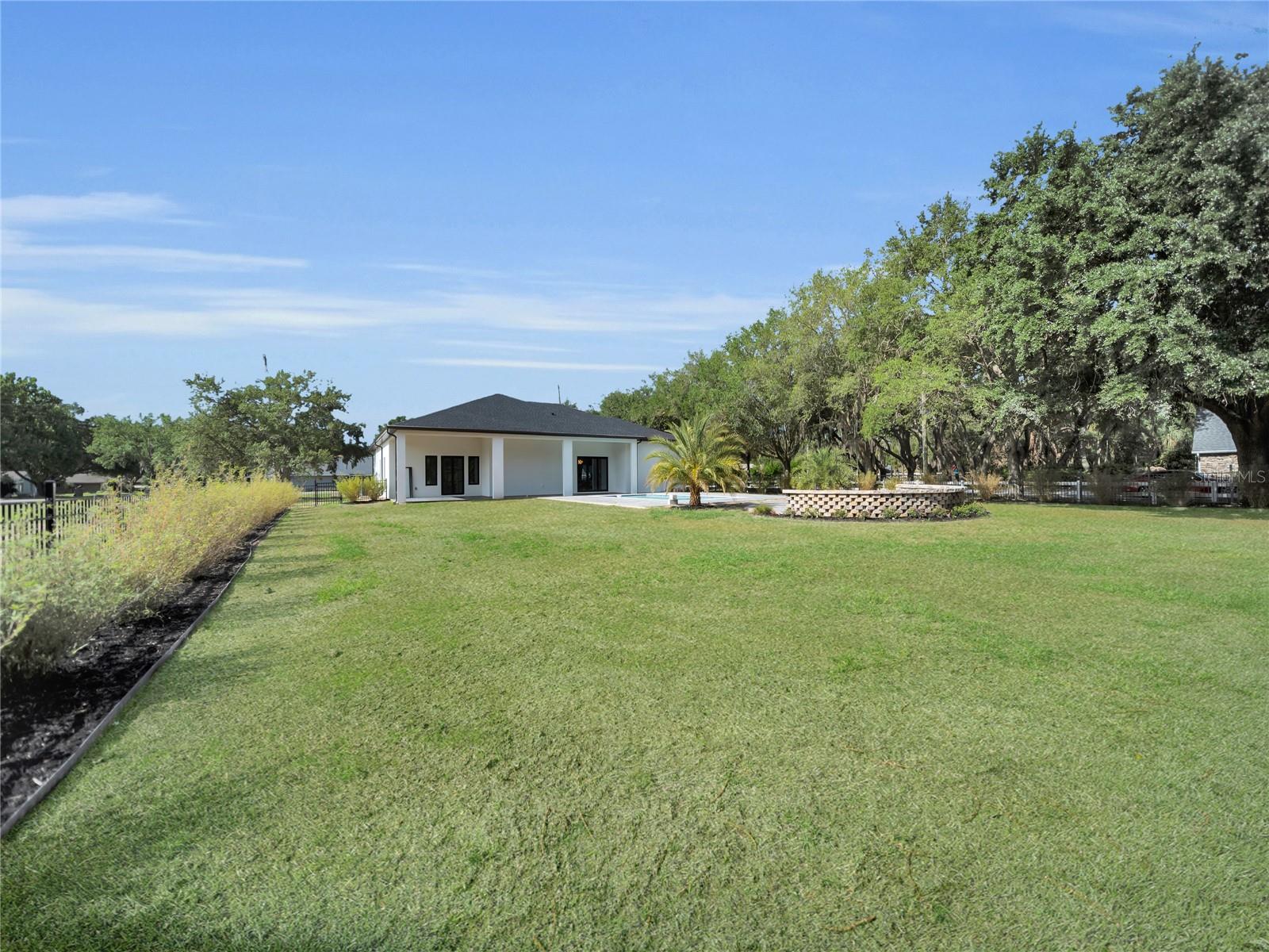CRESCENT LAKE CLUB SUB - Residential