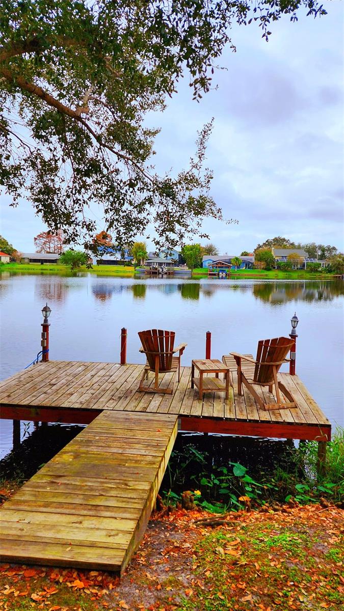 VILLAS/EMERALD LAKE CONDO PH 4 - Residential