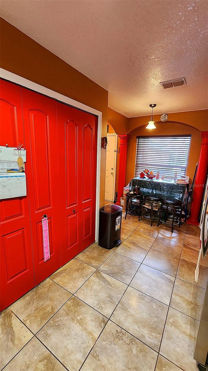 VILLAS/EMERALD LAKE CONDO PH 4 - Residential