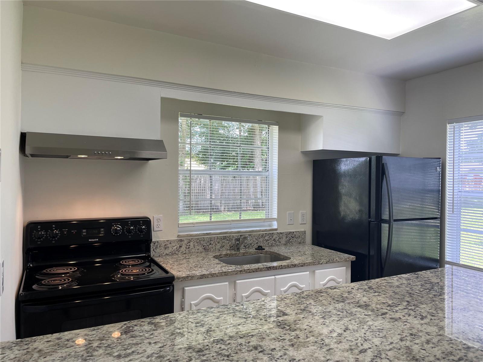 FAIRVIEW SHORES - Residential Lease