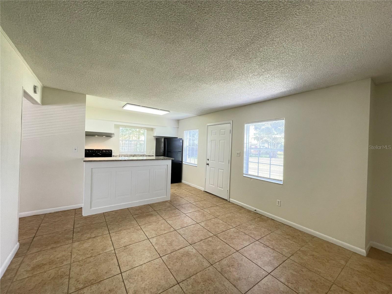 FAIRVIEW SHORES - Residential Lease