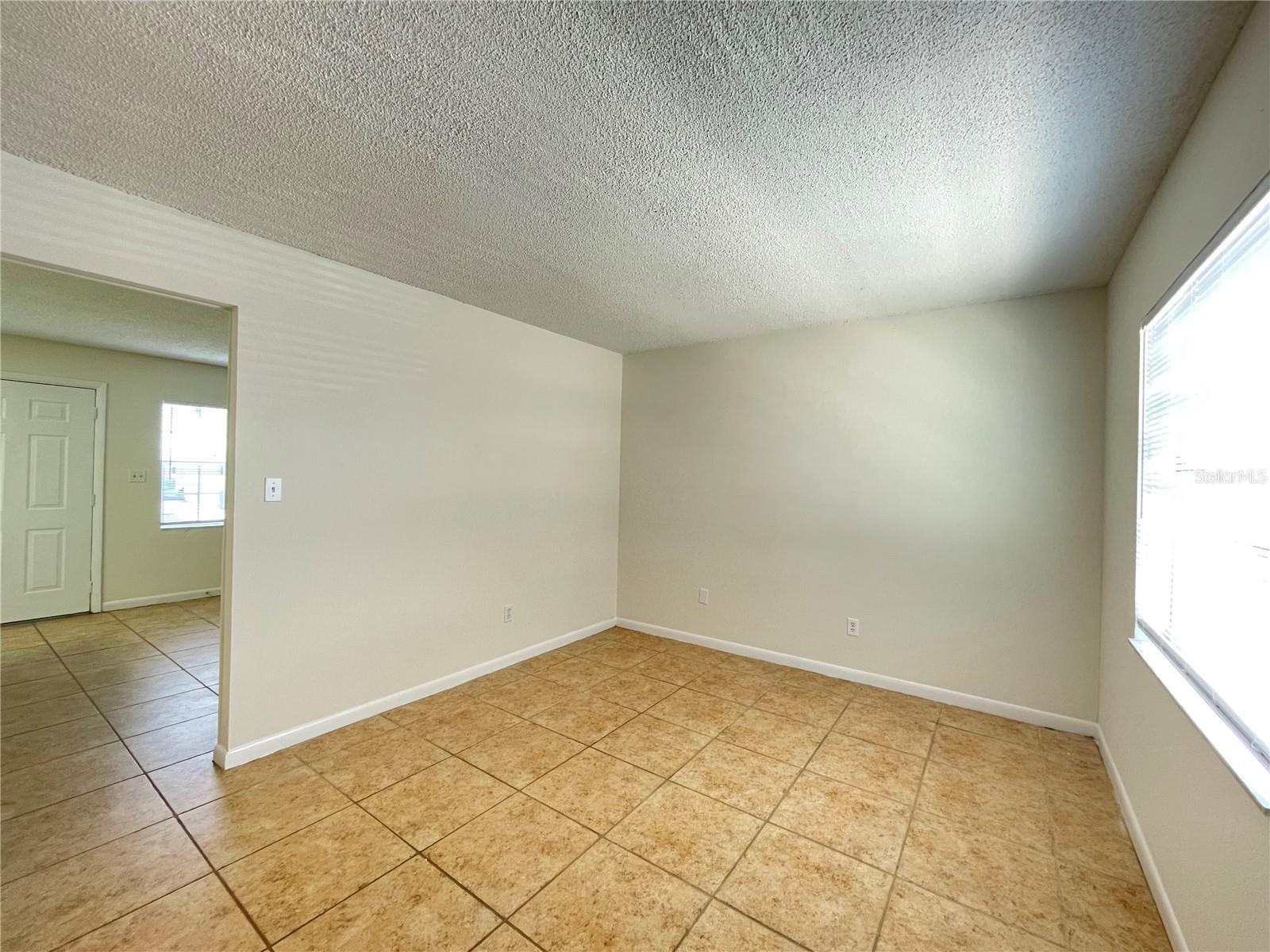 FAIRVIEW SHORES - Residential Lease