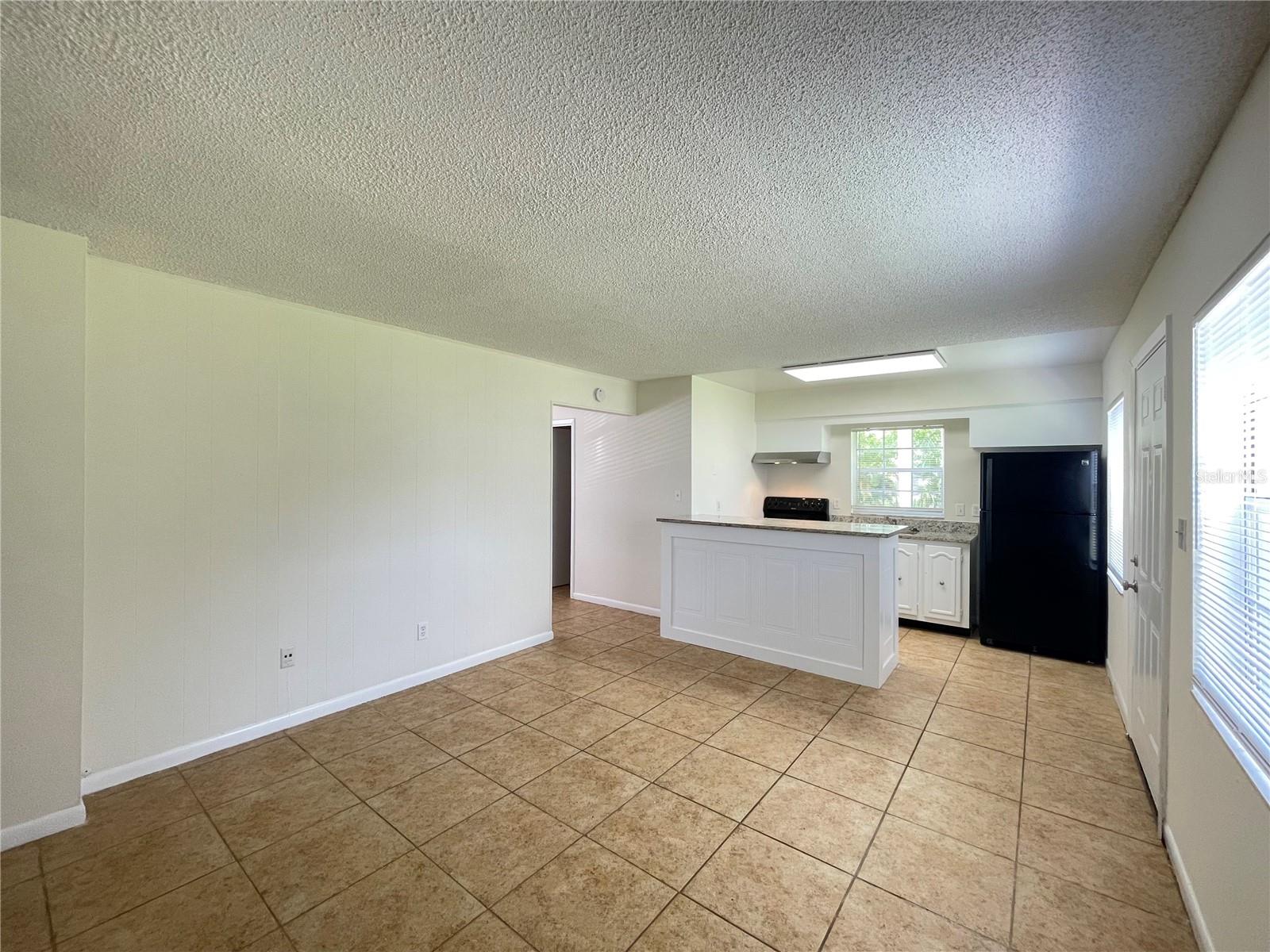FAIRVIEW SHORES - Residential Lease