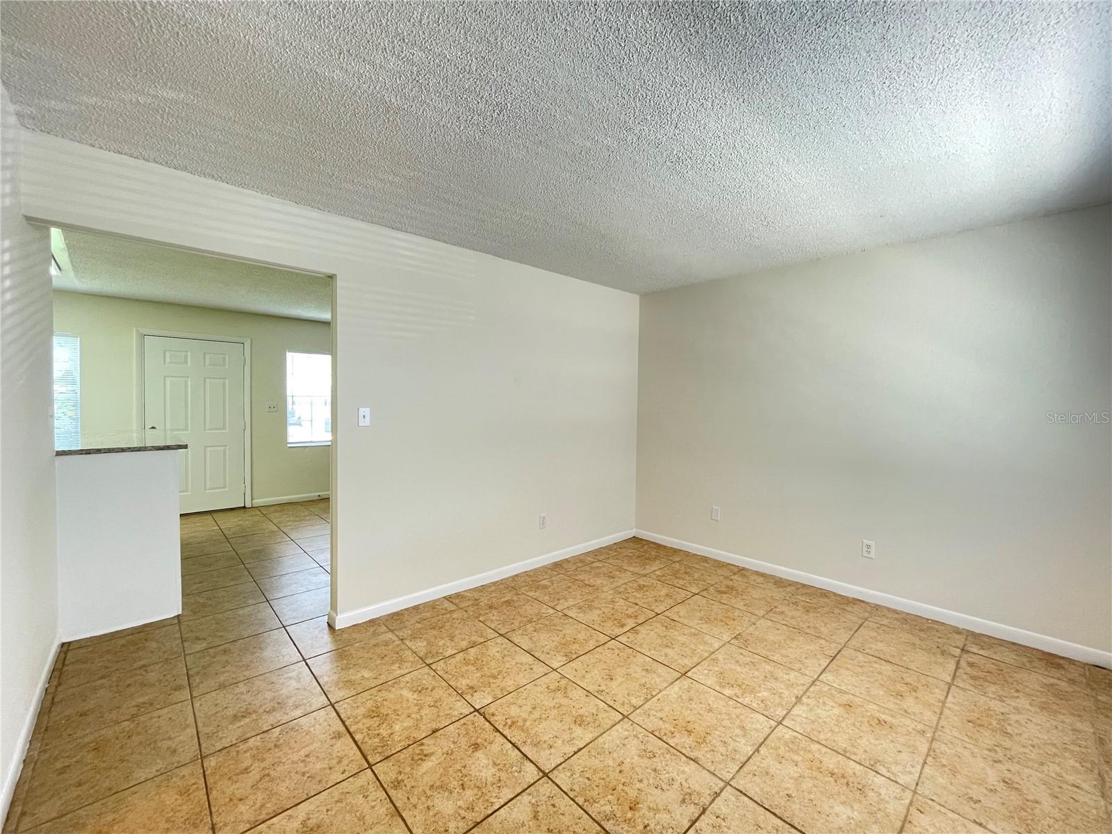 FAIRVIEW SHORES - Residential Lease
