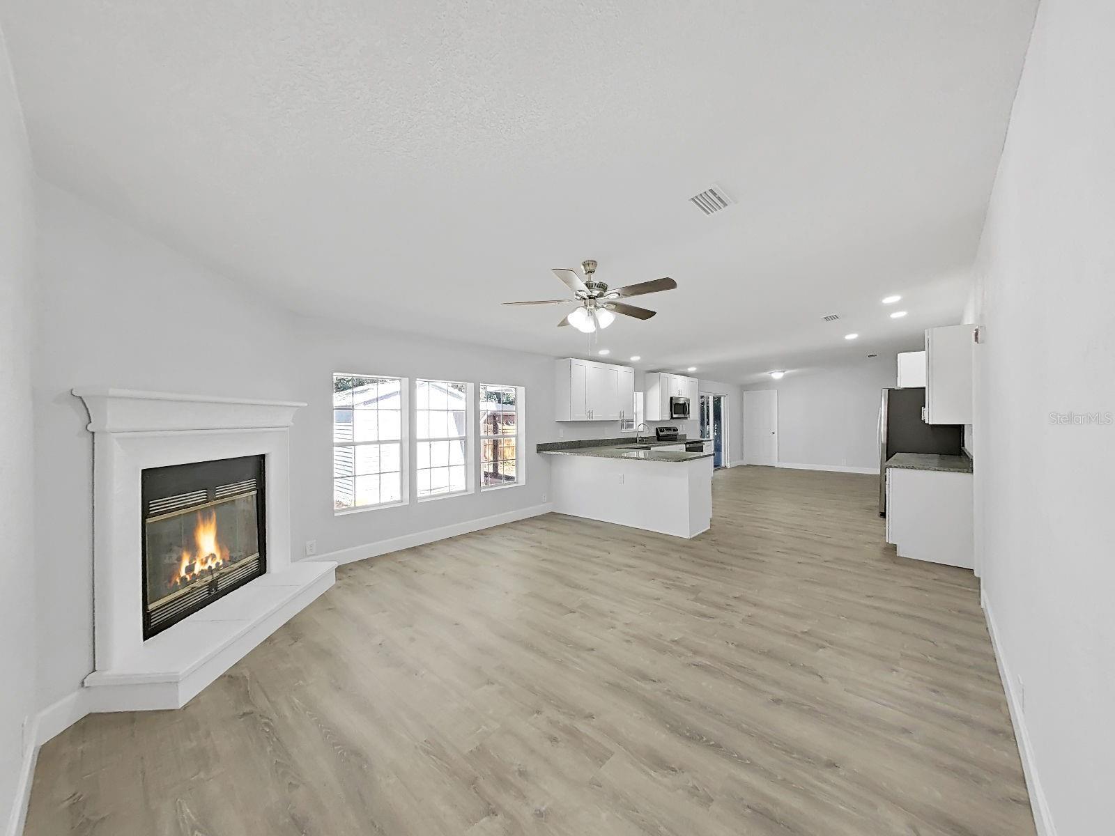 EAST COVE UNIT 01 - Residential