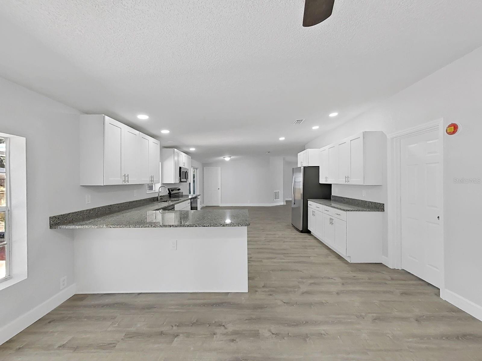 EAST COVE UNIT 01 - Residential