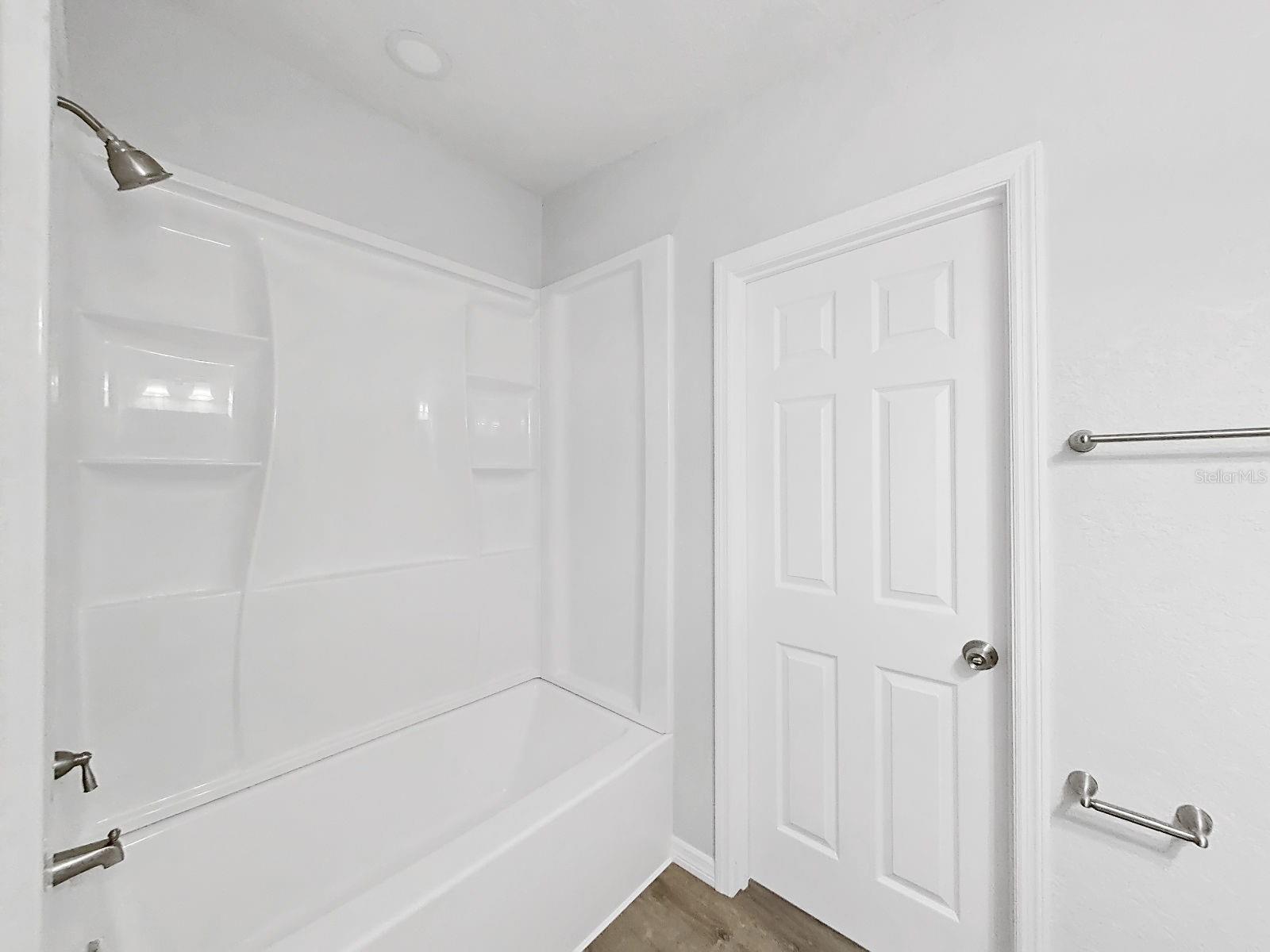 EAST COVE UNIT 01 - Residential