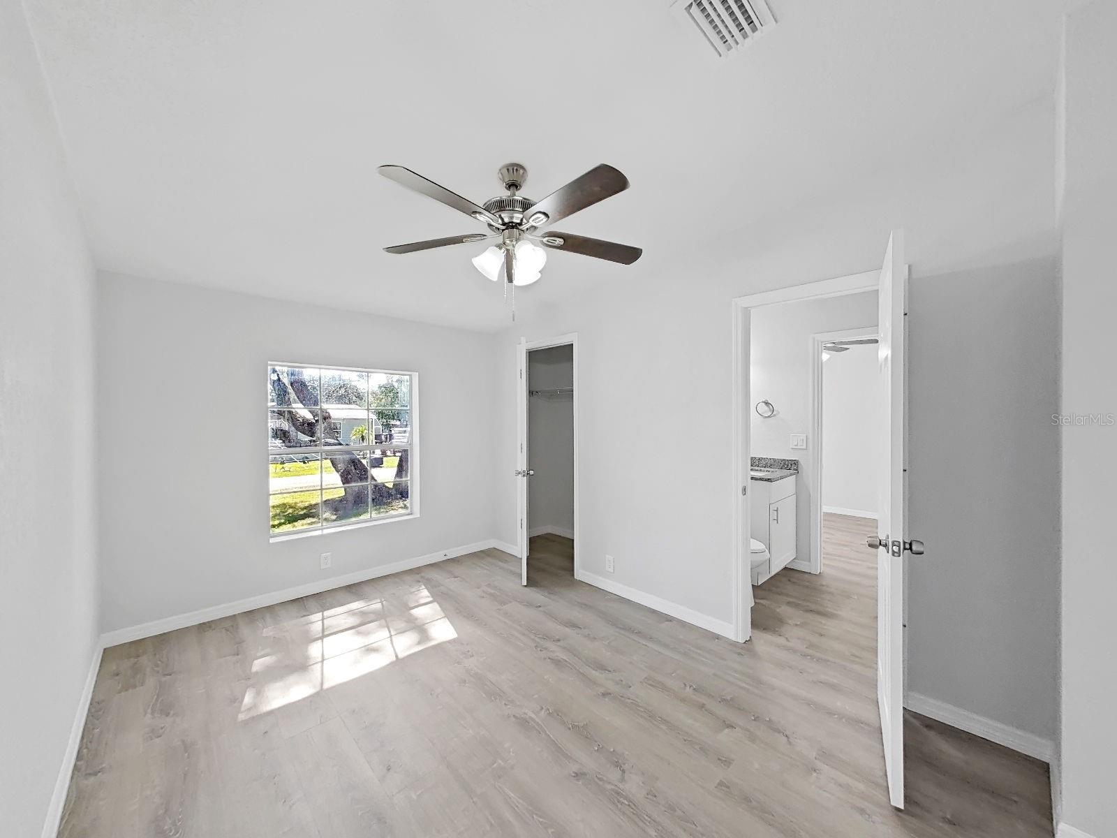 EAST COVE UNIT 01 - Residential