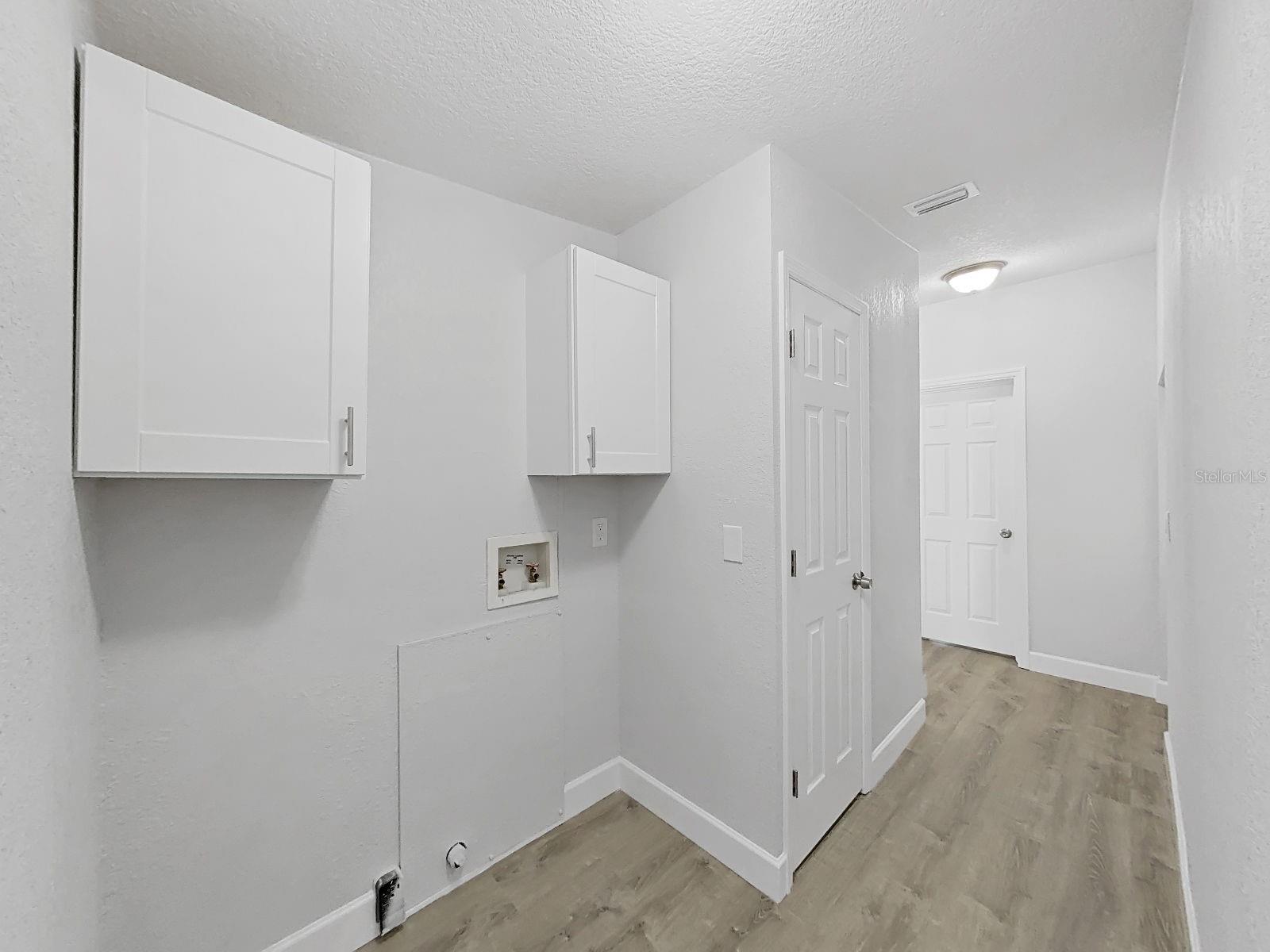 EAST COVE UNIT 01 - Residential