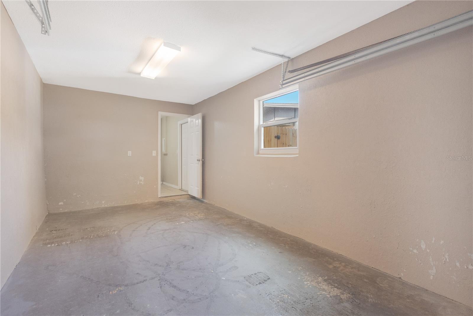 CROSS BAYOU ESTATES 3RD ADD - Residential