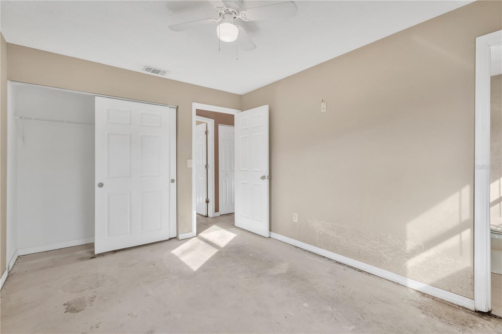 CROSS BAYOU ESTATES 3RD ADD - Residential