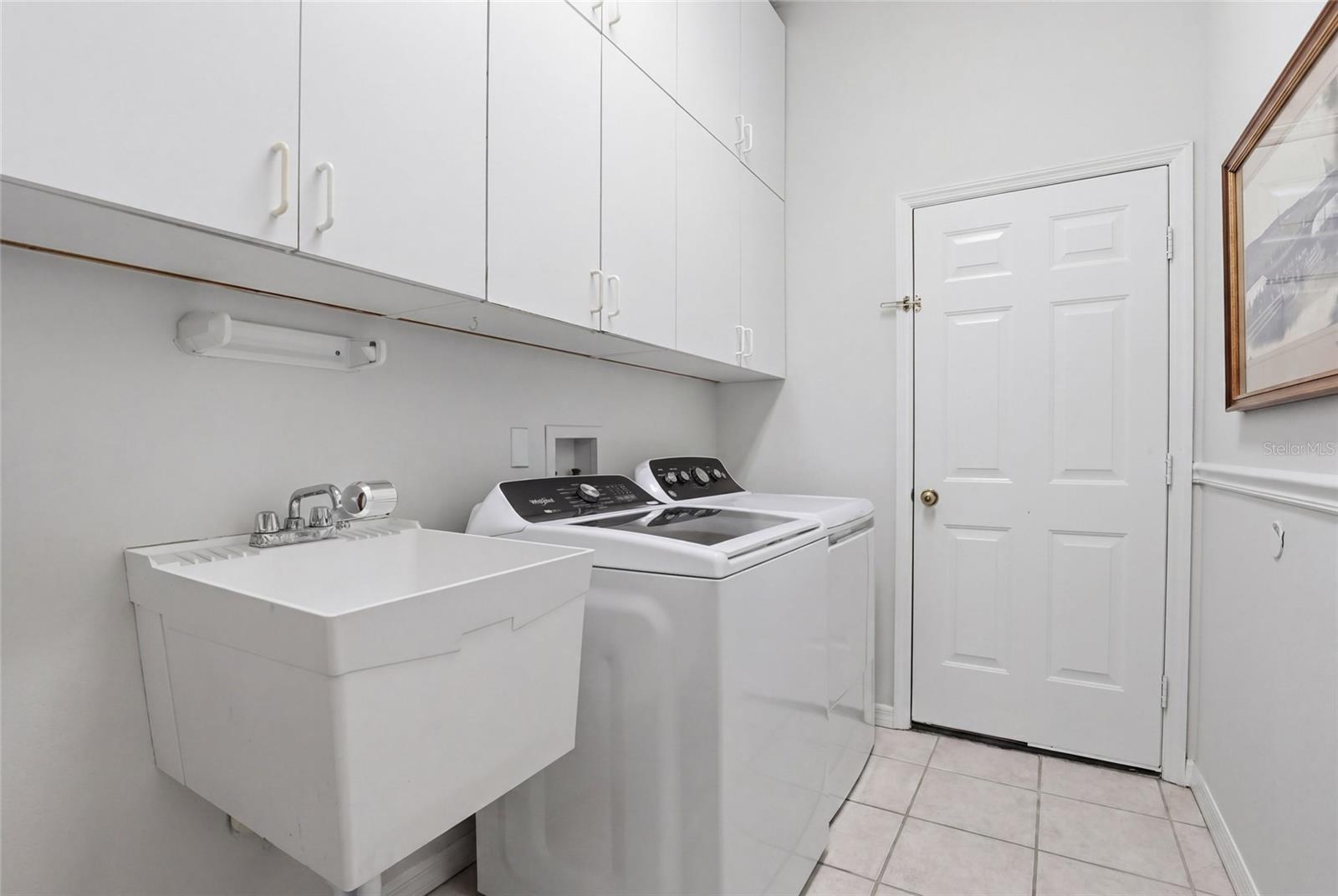 TWIN LAKES PARCELS A2 AND B2 - Residential