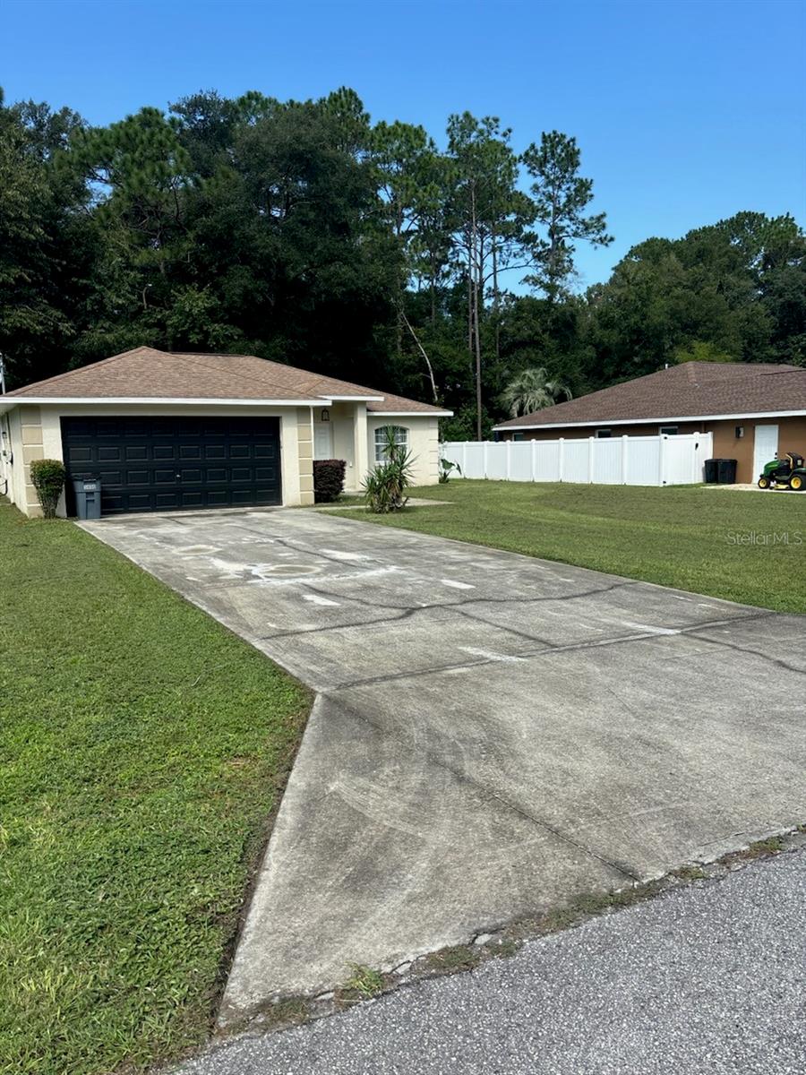 This turnkey 3-Bedroom, 2 Bathroom home is the perfect blend of comfort, style, and convenience. It can be rented furnished or unfurnished. Great locations, only 6 miles to World Equestrian Center