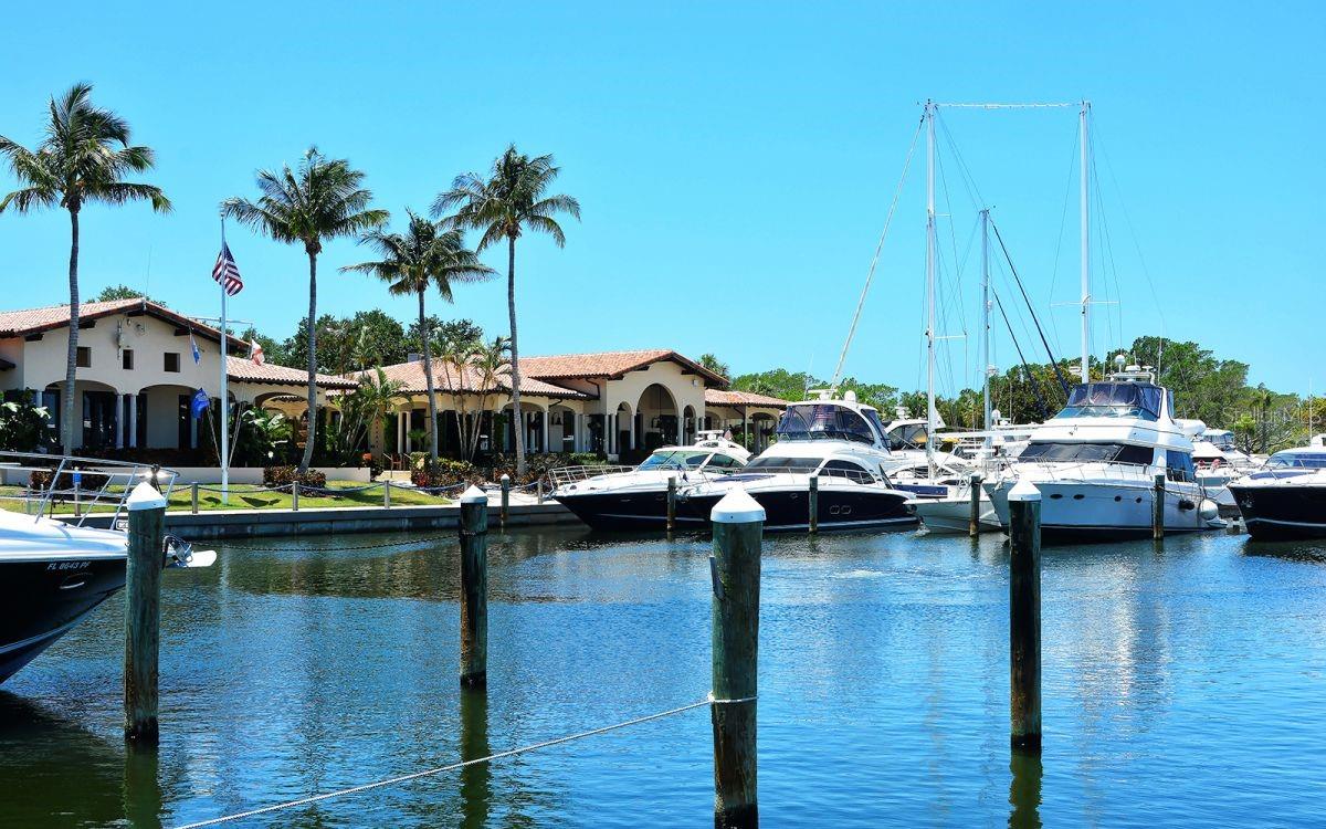 2800 HARBOURSIDE DRIVE E10