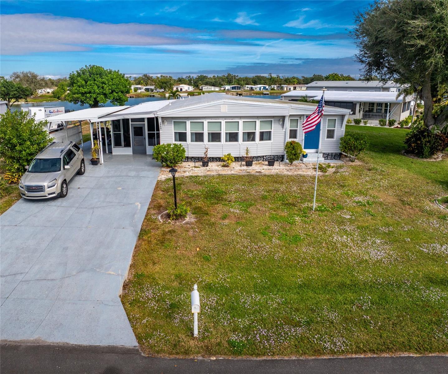 HOL MOB ESTATE 3RD ADD - Residential