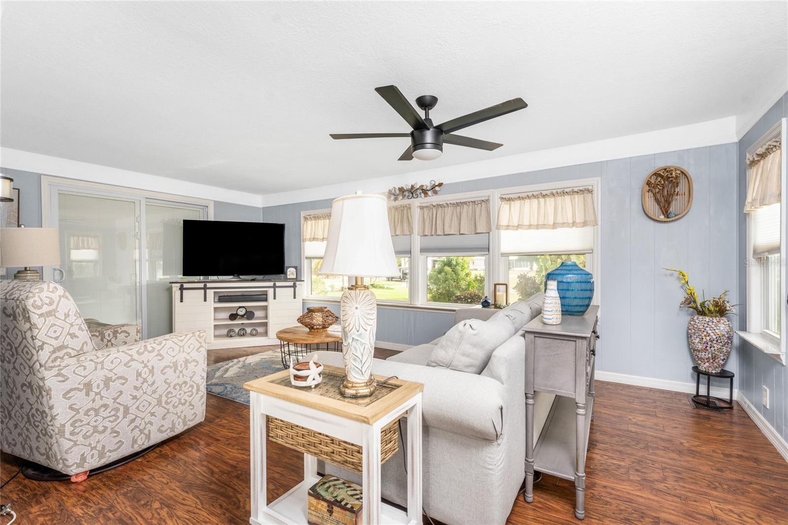 HOL MOB ESTATE 3RD ADD - Residential