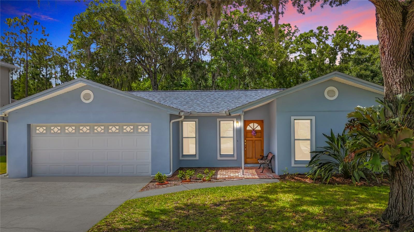 NINE EAGLES UNIT ONE SEC I - Residential