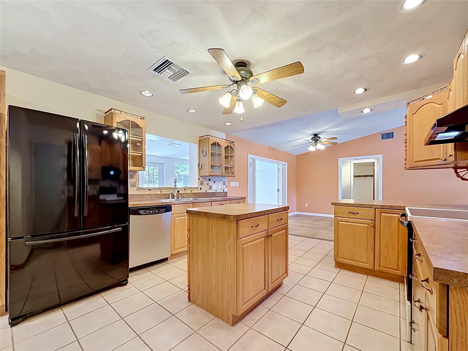 NINE EAGLES UNIT ONE SEC I - Residential