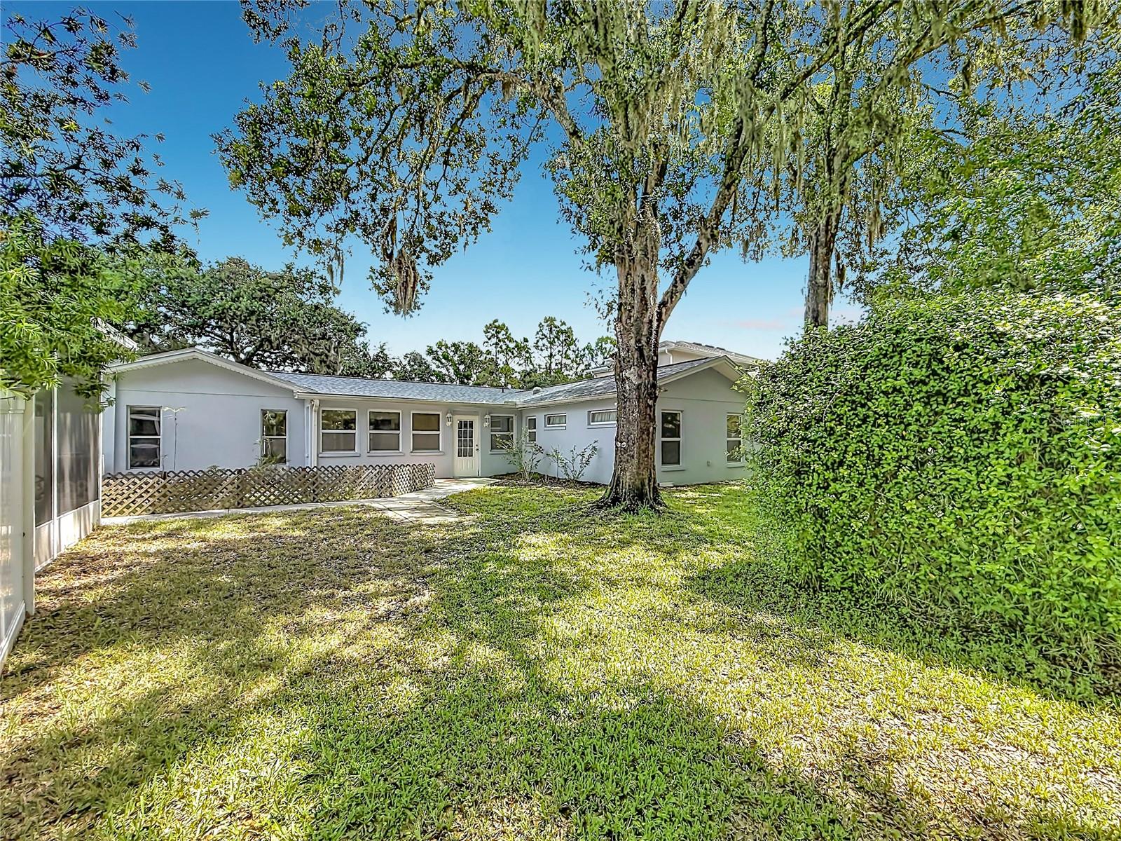 NINE EAGLES UNIT ONE SEC I - Residential