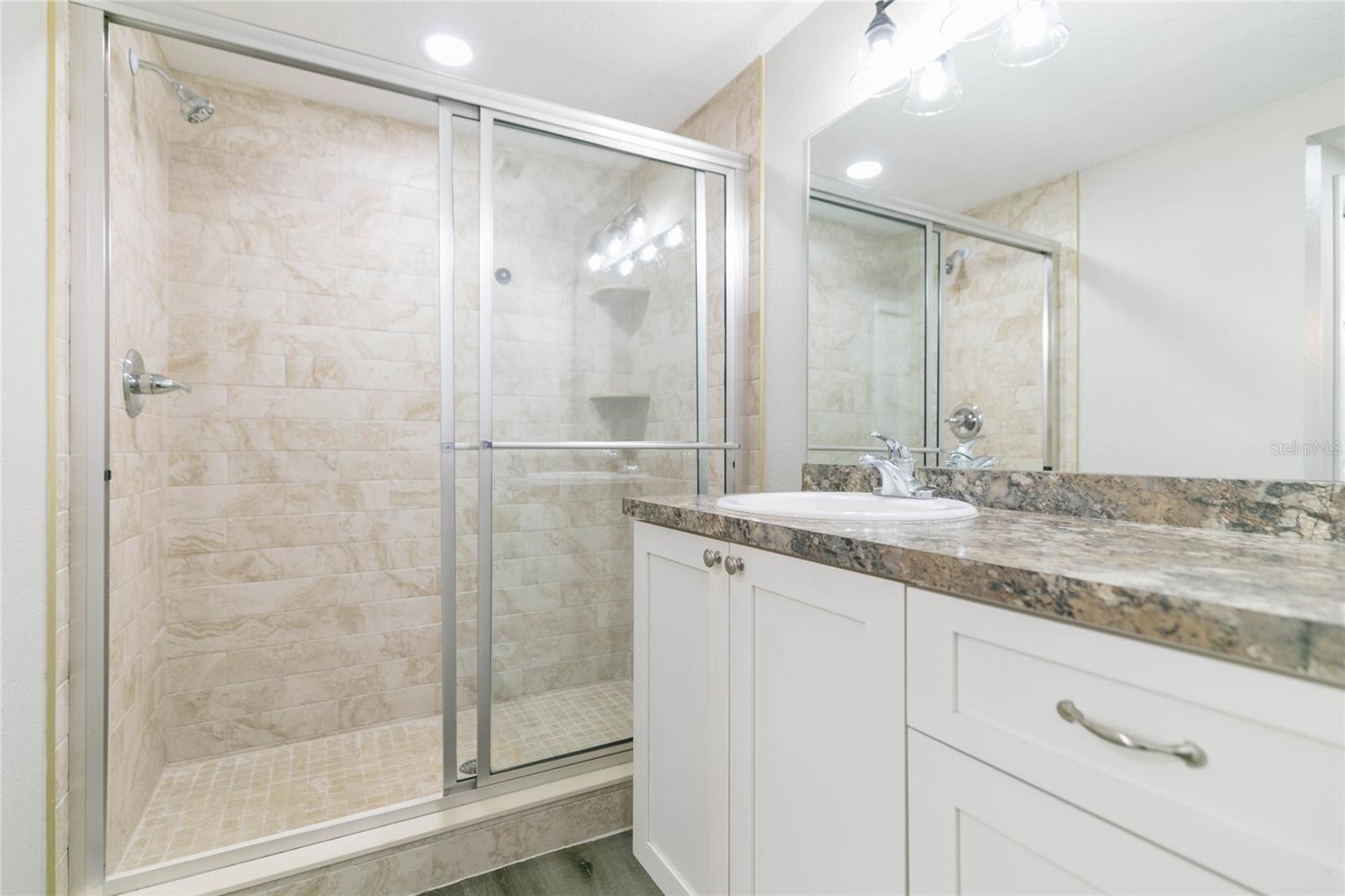 S1/2 NW1/4 SW1/4 NE1/4 12 26 21 - Residential