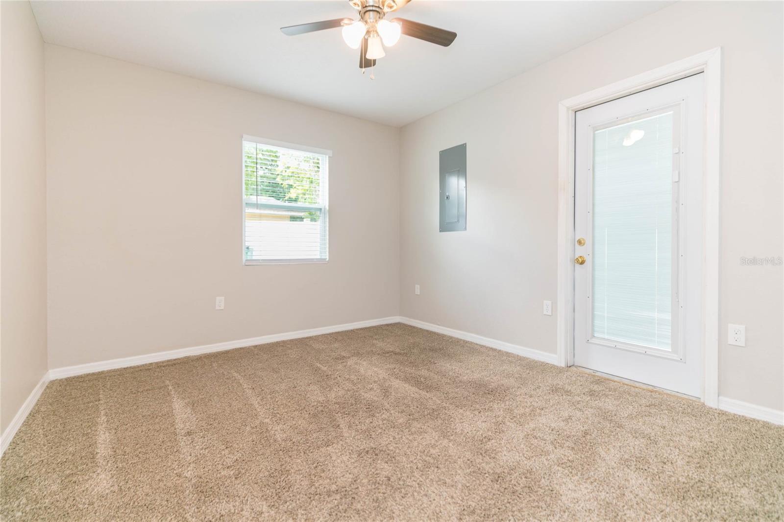 S1/2 NW1/4 SW1/4 NE1/4 12 26 21 - Residential