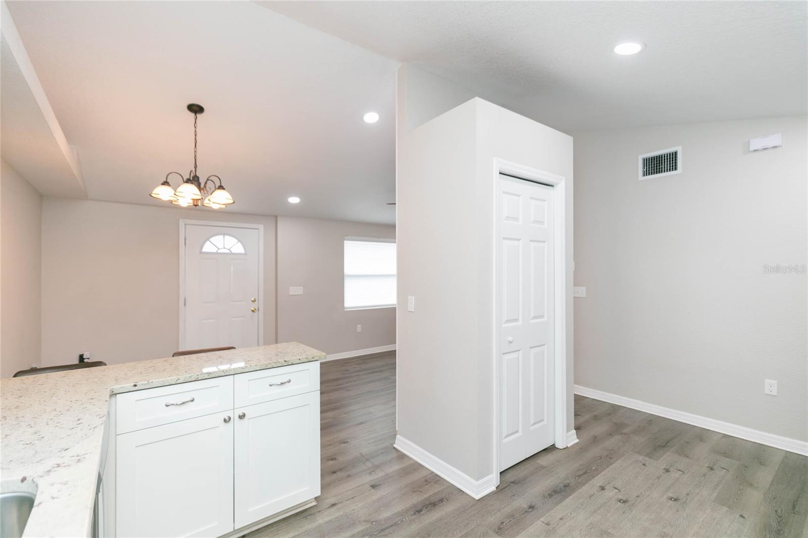 S1/2 NW1/4 SW1/4 NE1/4 12 26 21 - Residential