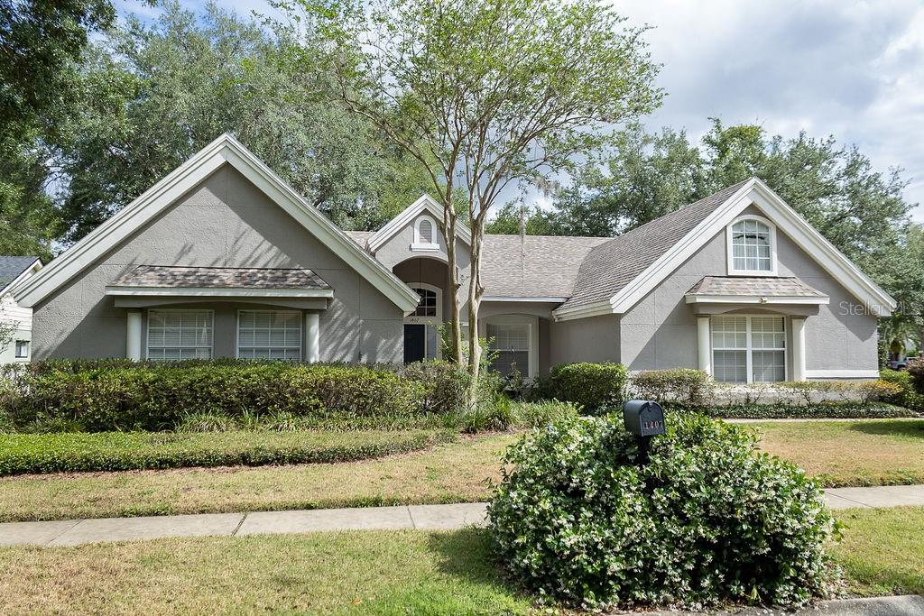 Gorgeous corner lot. 2 car garage. Formal living room and dining room. Family room has sliding glass doors and is open to the kitchen. The kitchen has an dinette area! French doors to the Master bedroom with private entrance and large walk in closet. Mater bath has a large tub, walk in shower, double vanity's with access to back patio. 3 Large Bedrooms with built in desk in hallway and large guest bath room. Inside laundry room. Great location under 10 Min drive to I-4 or 10 mins to the award winning downtown DeLand. Schools, shopping, restaurants and medical close by!!! ( All info to be verified by tenant )