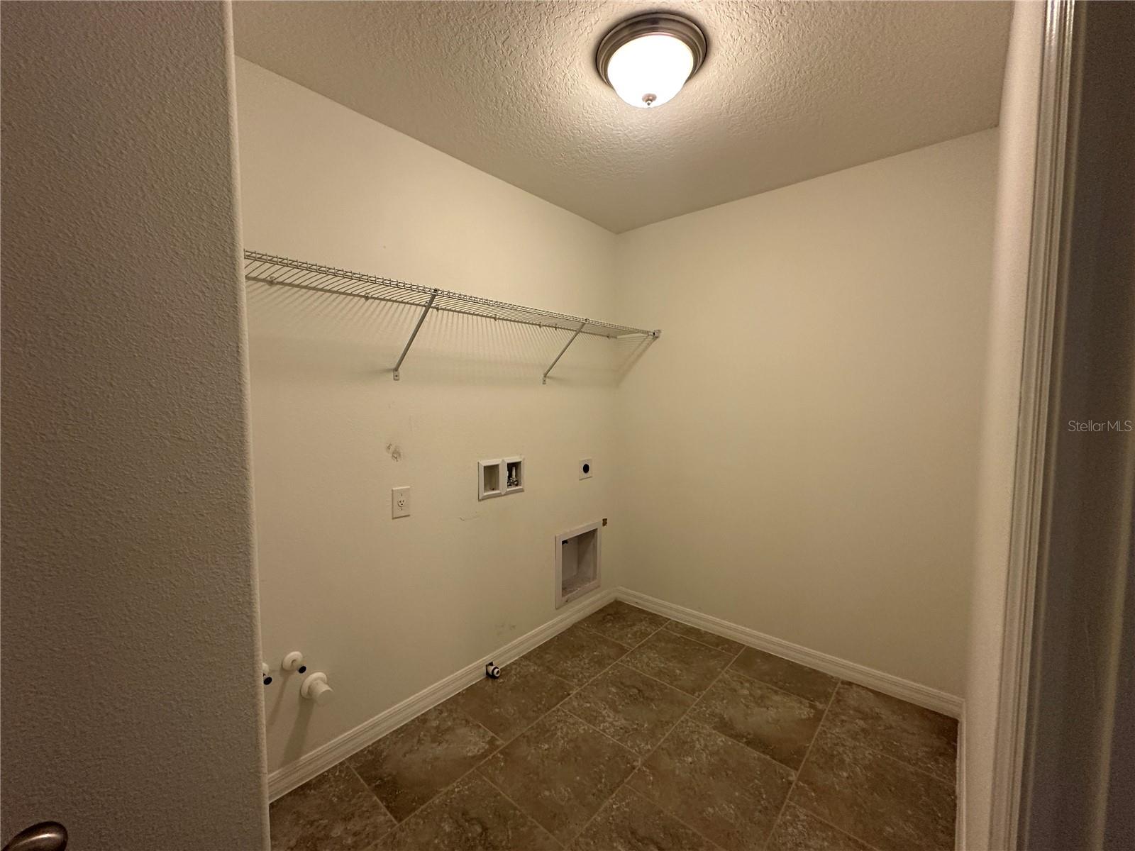 BEACON PARK PH 3 - Residential Lease