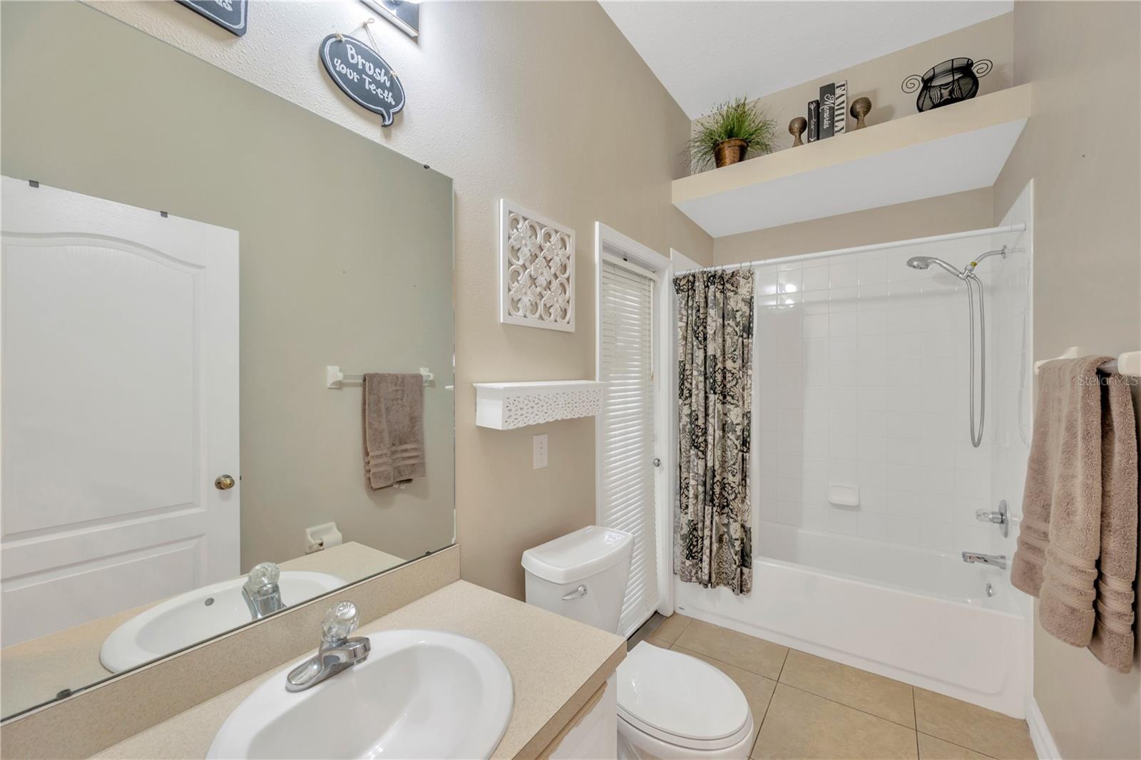 SOUTH FORK UNIT 3 - Residential