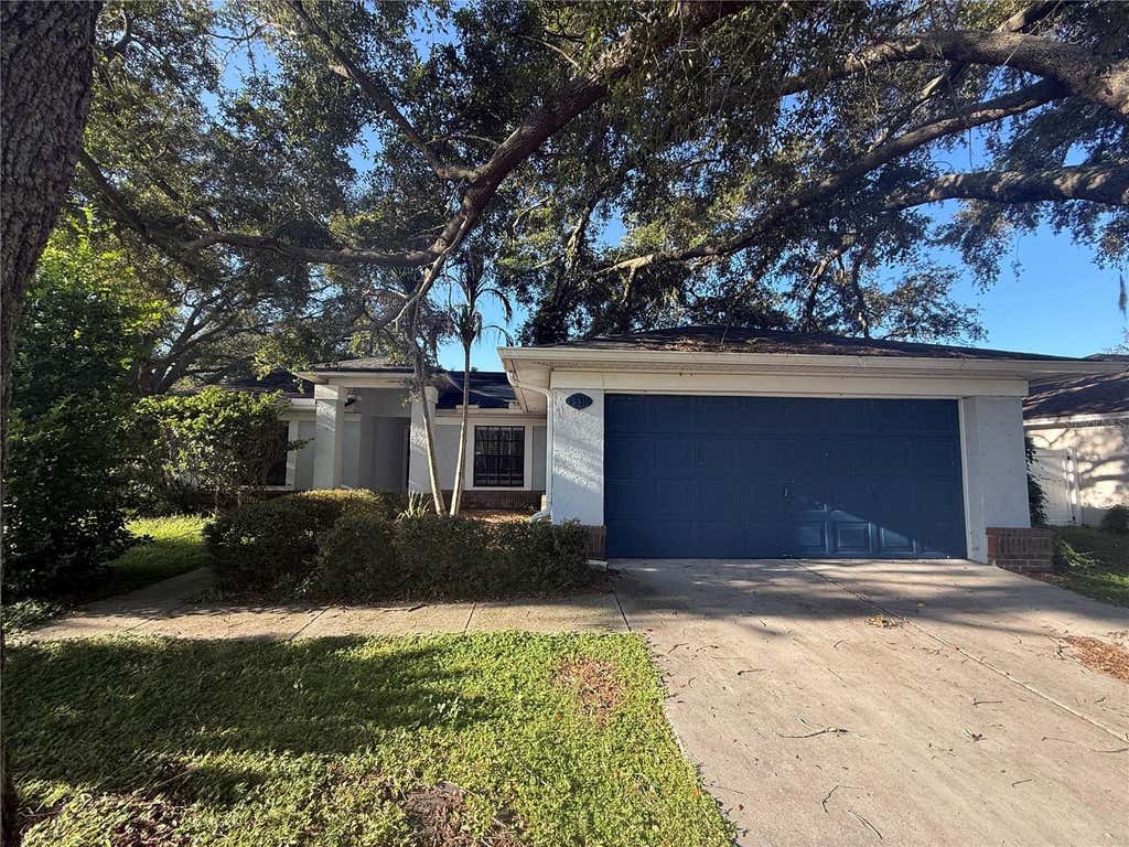 Photo of 13311 Hollowbend Lane, Riverview, FL 33569 (MLS # TB8536847)
