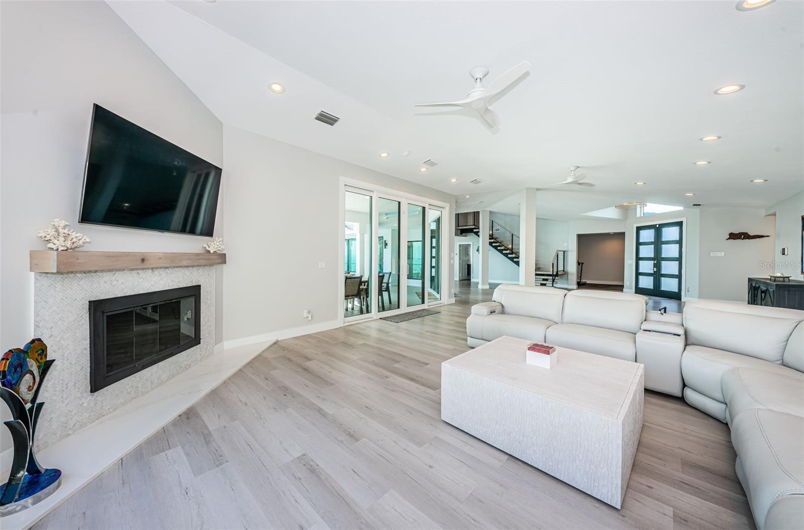 BAYWAY ISLES UNIT 2 REP - Residential