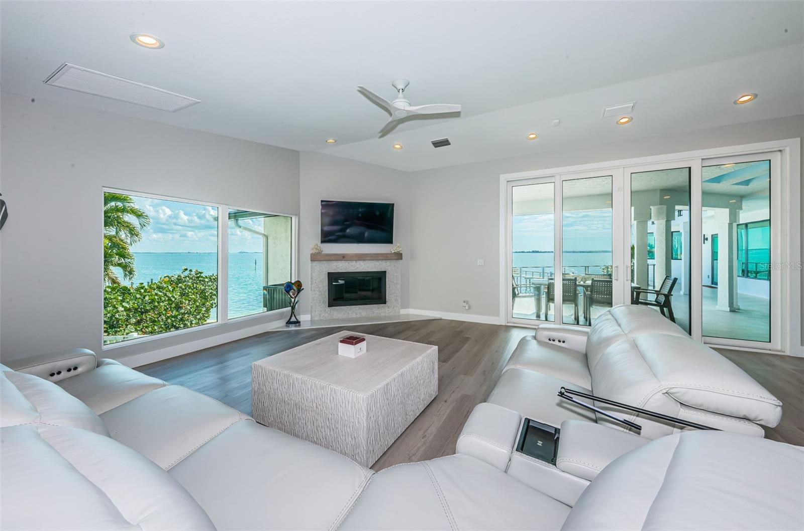 BAYWAY ISLES UNIT 2 REP - Residential