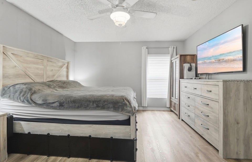 BLUE SPRINGS VILLAS - Residential