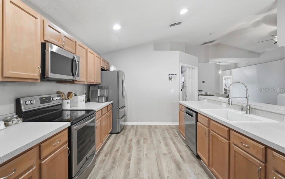 BLUE SPRINGS VILLAS - Residential